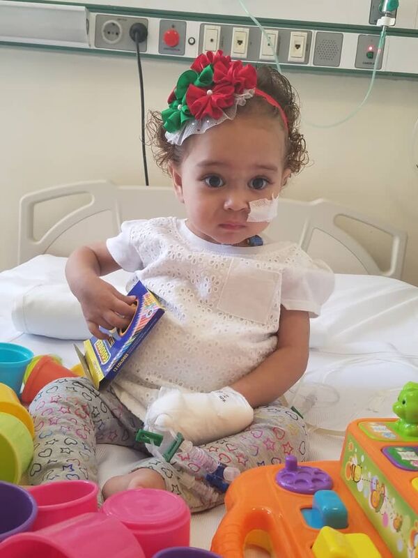 La santé d'Isabella est en danger car, pour assurer le succès de sa greffe du foie, il lui faut des médicaments coûteux que sa famille ne pourrait se permettre sans l'aide de l'État vénézuélien, alors que ce dernier est incapable de payer le traitement en raison du gel de ses avoirs aux États-Unis. - Sputnik Afrique