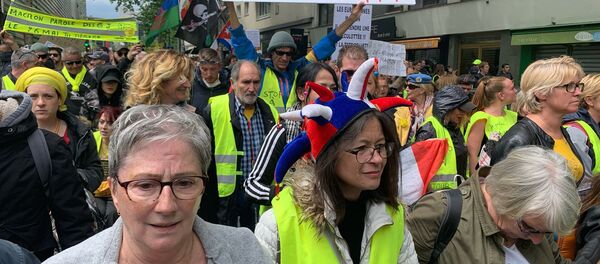Les Gilets jaunes se réunissent pour l’acte 27 à Paris - Sputnik Afrique