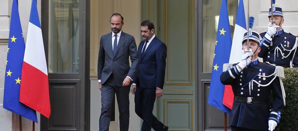 Christophe Castaner et Edouard Philippe - Sputnik Afrique