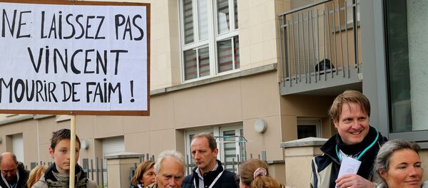 Manifestation en soutien de Vincent Lambert - Sputnik Afrique