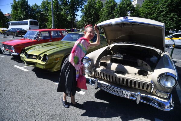 Rallye de véhicules anciens à Moscou - Sputnik Afrique