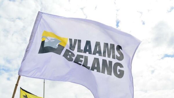 Flag with official logo Vlaams Belang. (File) - Sputnik Afrique