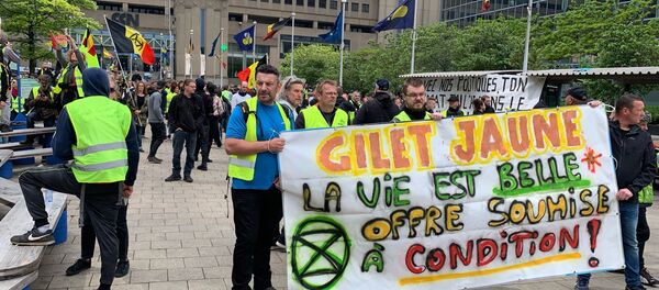Une manifestation des Gilets jaunes à Bruxelles - Sputnik Afrique