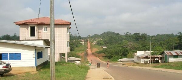 Une vue du quartier Cincuentas Viviendas, en périphérie d'Ebibeyin, Guinée équatoriale - Sputnik Afrique