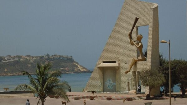 Monument de la Porte du Troisième Millénaire, à Dakar - Sputnik Afrique