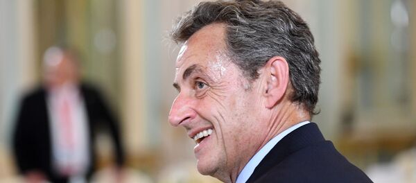 Президент РФ В. Путин принимает участие в Петербургском международном экономическом форуме - Sputnik Afrique