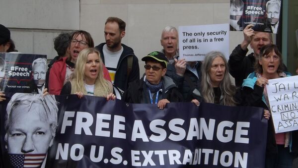 Manifestation contre l'extradition de Julian Assange vers les États-Unis - Sputnik Afrique