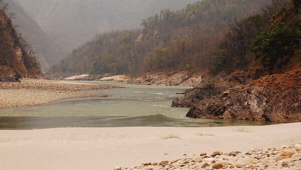 A beach on the banks of Ganges, Rishikesh. - Sputnik Afrique