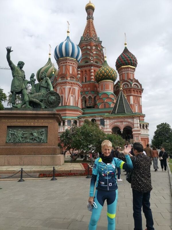 À 69 ans, cette Italienne voyage à vélo de Moscou à Vladivostok (photos) - Sputnik Afrique