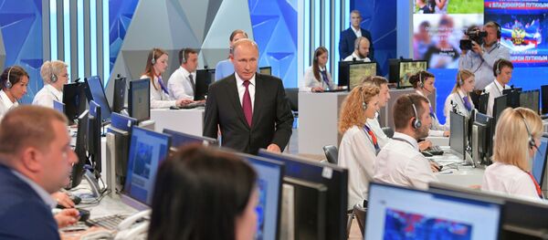 Прямая линия с президентом РФ Владимиром Путиным - Sputnik Afrique