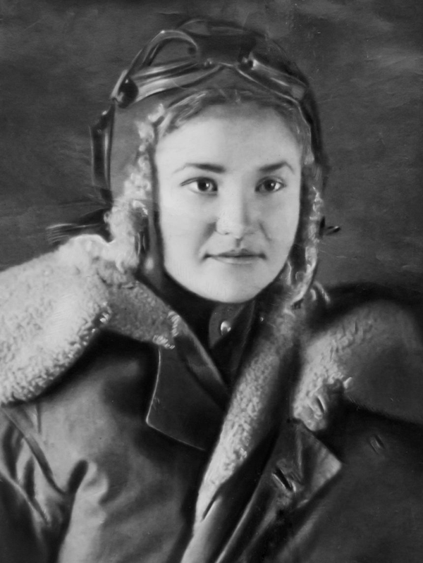 L'unique femme pilote-navigatrice encore en vie raconte la Grande Guerre patriotique L'unique femme pilote-navigatrice encore en vie raconte la Grande Guerre patriotique - Sputnik Afrique