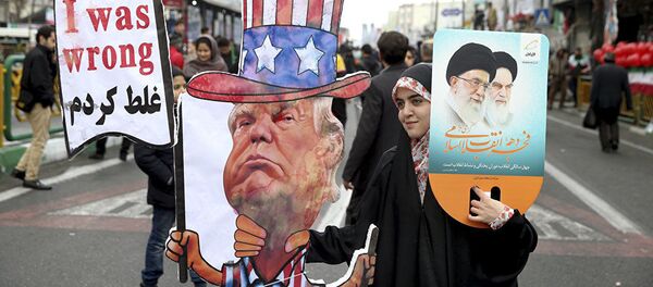 Une Iranienne à l'effigie du Président  Donald Trump  - Sputnik Afrique