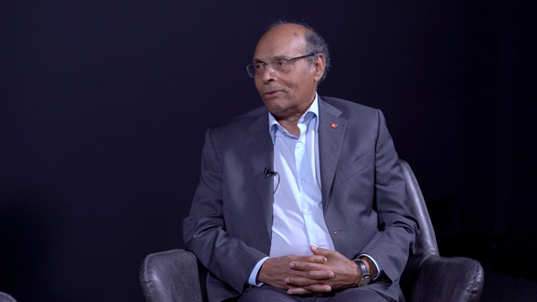 Marzouki: «La relance du Grand Maghreb dépend d’une issue heureuse de la révolution en Algérie» (Exclusif) Marzouki: «La relance du Grand Maghreb dépend d’une issue heureuse de la révolution en Algérie» (Exclusif) - Sputnik Afrique