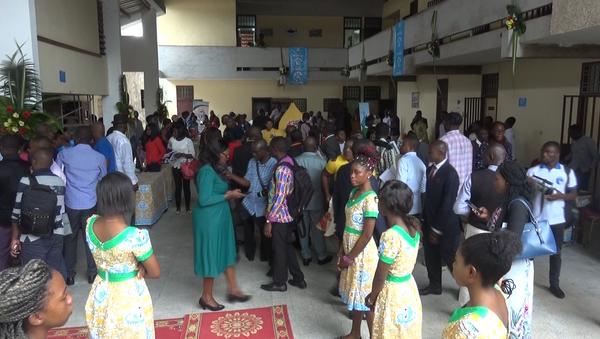 Hall école des postes et télécommunication de Yaoundé, site de l’événement. - Sputnik Afrique