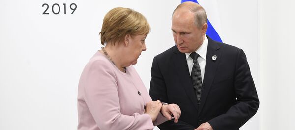 Angela Merkel et Vladimir Poutine à Osaka  - Sputnik Afrique