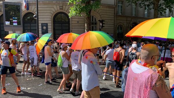 Gay pride à Paris - Sputnik Afrique