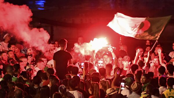 Des échauffourées  à Marseille après la qualification de l’équipe de football d’Algérie pour la finale de la CAN - Sputnik Afrique