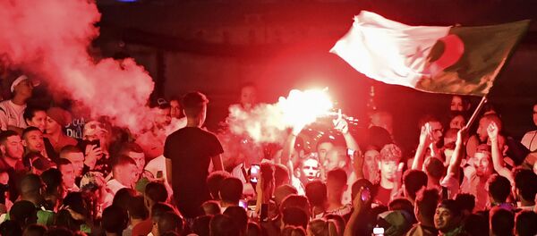 Des échauffourées  à Marseille après la qualification de l’équipe de football d’Algérie pour la finale de la CAN - Sputnik Afrique