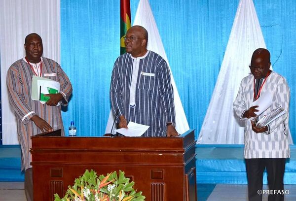 Au Burkina, un dialogue politique national jugé peu inclusif et inopportun - Sputnik Afrique