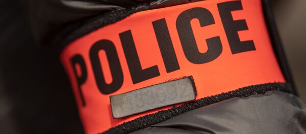 Un brassard de police  - Sputnik Afrique