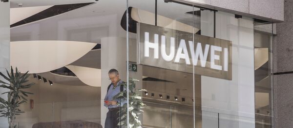 Une boutique de Huawei à Madrid (archive photo) - Sputnik Afrique