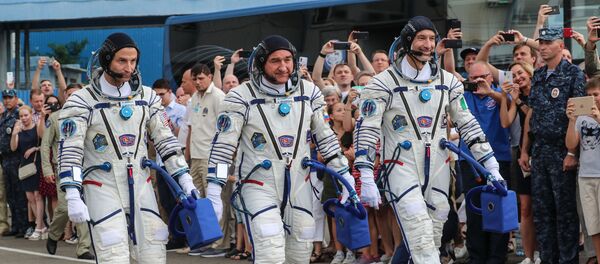 Andrew Morgan, Alexandre Skvortsov et Luca Parmitano - Sputnik Afrique