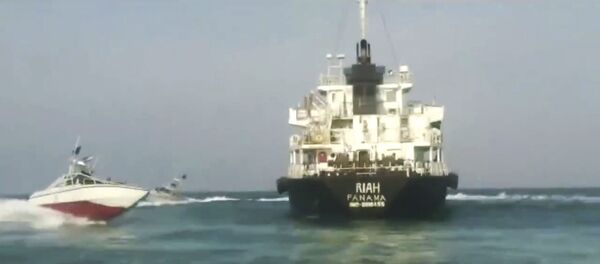 Le pétrolier Riah arraisonné par l'Iran Le pétrolier Riah arraisonné par l'Iran - Sputnik Afrique