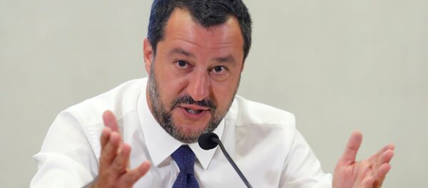 Italiens Vize-Minister Matteo Salvini bei der Pressekonferenz - Sputnik Afrique