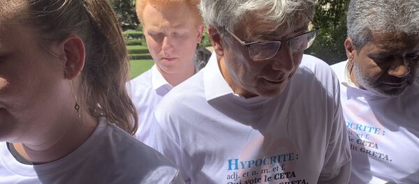 Les députés de la France Insoumise à l'Assemblée nationale, le jour de la ratification du CETA - Sputnik Afrique