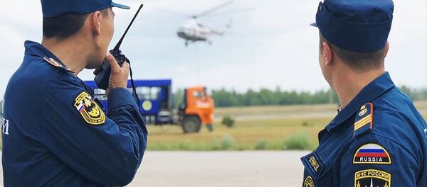 Сотрудники МЧС РФ прибыли для ликвидации лесных пожаров в Якутии - Sputnik Afrique