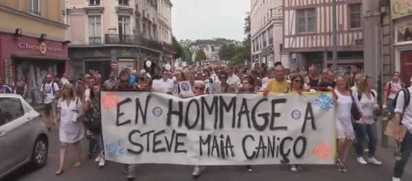 La marche dédiée à la mémoire de Steve Maia Caniço, Rouen La marche dédiée à la mémoire de Steve Maia Caniço, Rouen - Sputnik Afrique