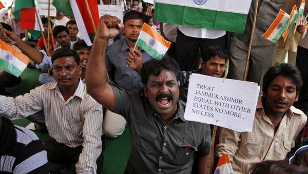 New Delhi révoque l'autonomie constitutionnelle du Cachemire indien - Sputnik Afrique