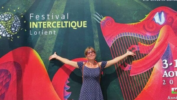 Chaque Festival Interceltique de Lorient est une bouffée d'air pour Elena, la passionnée - Sputnik Afrique
