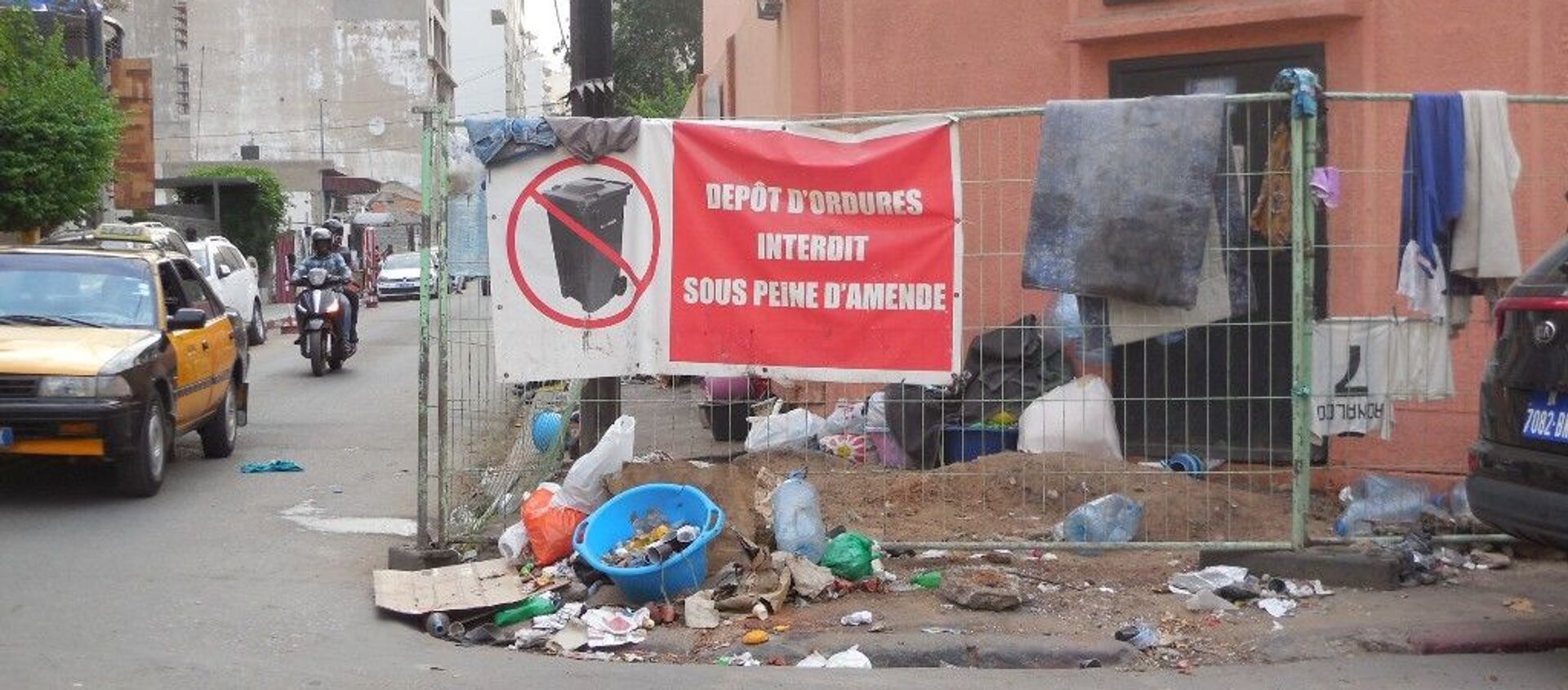 Un dépôt sauvage d’ordures dans le quartier du Plateau, à Dakar, en juillet 2019. - Sputnik Afrique, 1920, 08.08.2019