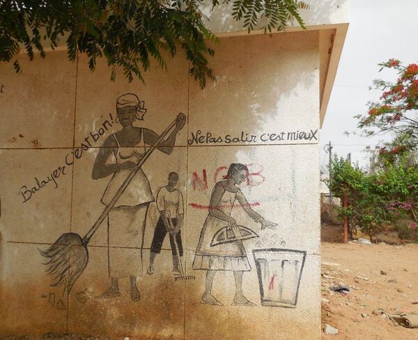 À Dakar, le chemin vers l’objectif «Zéro Déchet» est jonché d’obstacles À Dakar, le chemin vers l’objectif «Zéro Déchet» est jonché d’obstacles - Sputnik Afrique