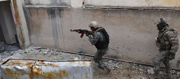 Des soldats syriens suivent un cours d'entraînement dans le gouvernorat de Hama (archive photo) - Sputnik Afrique