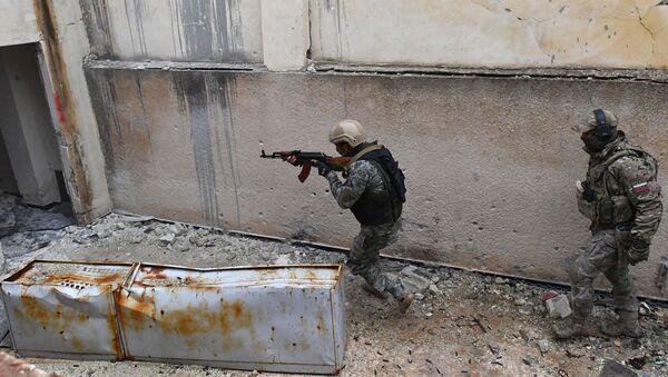 Des soldats syriens suivent un cours d'entraînement dans le gouvernorat de Hama (archive photo) - Sputnik Afrique