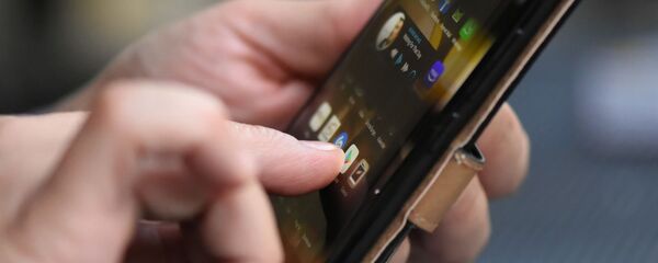 Un smartphone sous Android (image d'illustration) - Sputnik Afrique