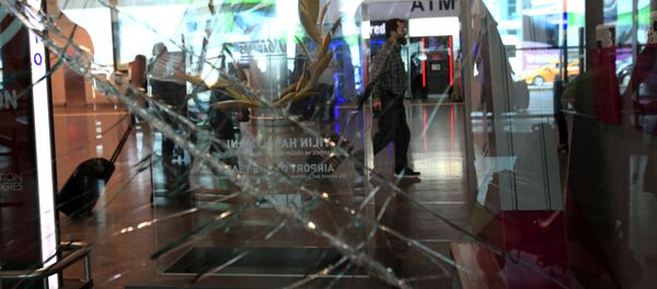 Ситуация в международном аэропорту имени Ататюрка в Стамбуле - Sputnik Afrique