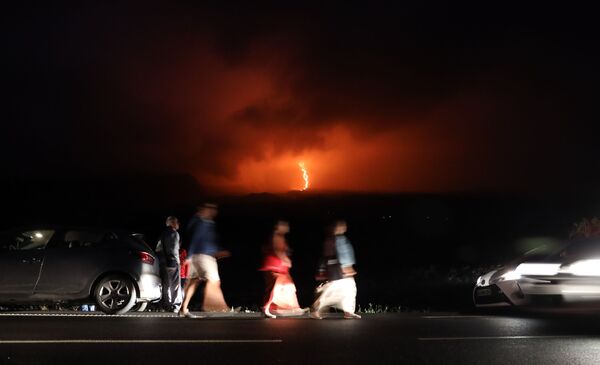 Éruption du Piton de la Fournaise sur l’île de La Réunion
 - Sputnik Afrique