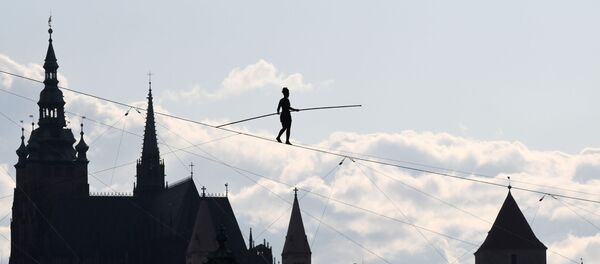 une funambule Tatiana-Mosio Bongonga канатоходец эквилибрист une funambule Tatiana-Mosio Bongonga канатоходец эквилибрист - Sputnik Afrique