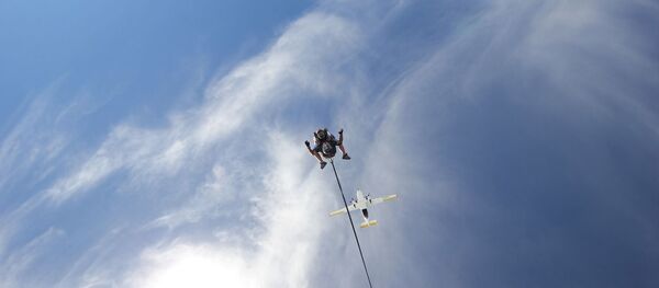 Un parachutiste - Sputnik Afrique