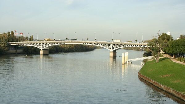 Pont de Poissy sur la Seine - Yvelines (France) - Sputnik Afrique