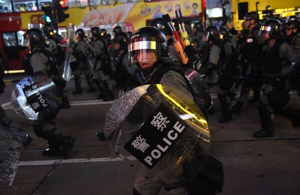 2 millions de personnes dans les rues: manifestation monstre à Hong Kong
 - Sputnik Afrique