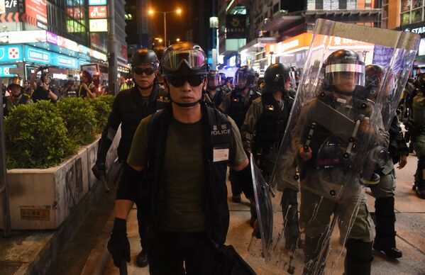 2 millions de personnes dans les rues: manifestation monstre à Hong Kong
 - Sputnik Afrique