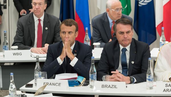 Emmanuel Macron et Jair Bolsonaro lors du sommet G20 à Osaka - Sputnik Afrique