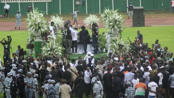 Hommage à DJ Arafat au le stade Félix Houphouet Boigny d'Abidjan - Sputnik Afrique