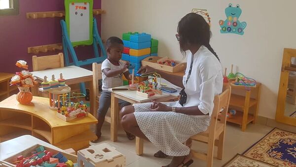Un apprenant à la découverte de la pédagogie Montessori - Sputnik Afrique
