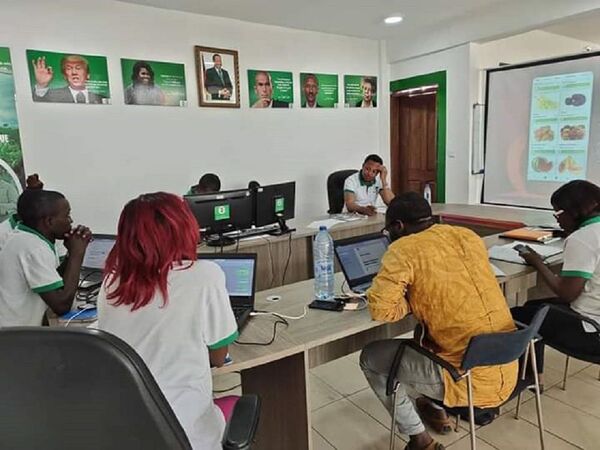 Avec Agri’app, Nourane Foster veut connecter les agriculteurs camerounais Avec Agri’app, Nourane Foster veut connecter les agriculteurs camerounais - Sputnik Afrique