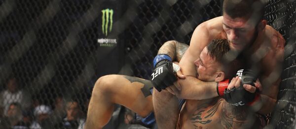Khabib Nurmagomedov bat Dustin Poirier - Sputnik Afrique